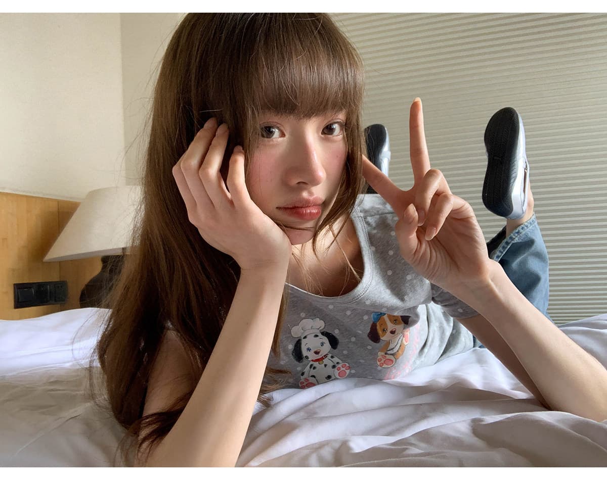 210 그램 좋은 면 아메리칸 만화 도트 무늬 프린트 반팔 티셔츠 여성 여름 새로운 느긋한 작은 셔츠 기초 긍정적 인 어깨 의류 상세 이미지 12