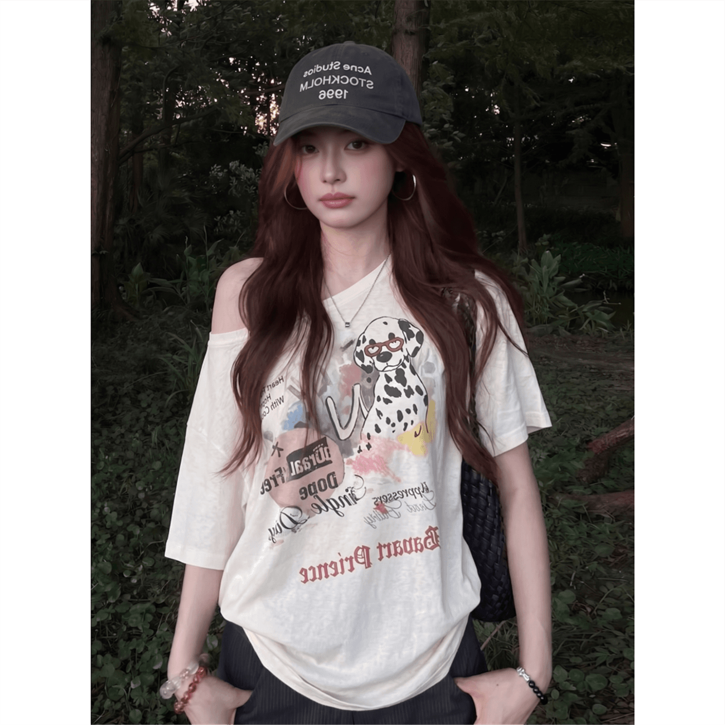 라이 경기 서울 한 부서 강아지 프린트 비스듬한 어깨 반팔 티셔츠 여성 여름 루즈핏 느긋한 바람 핫걸 오프숄더 작은 맨위 이미지 2