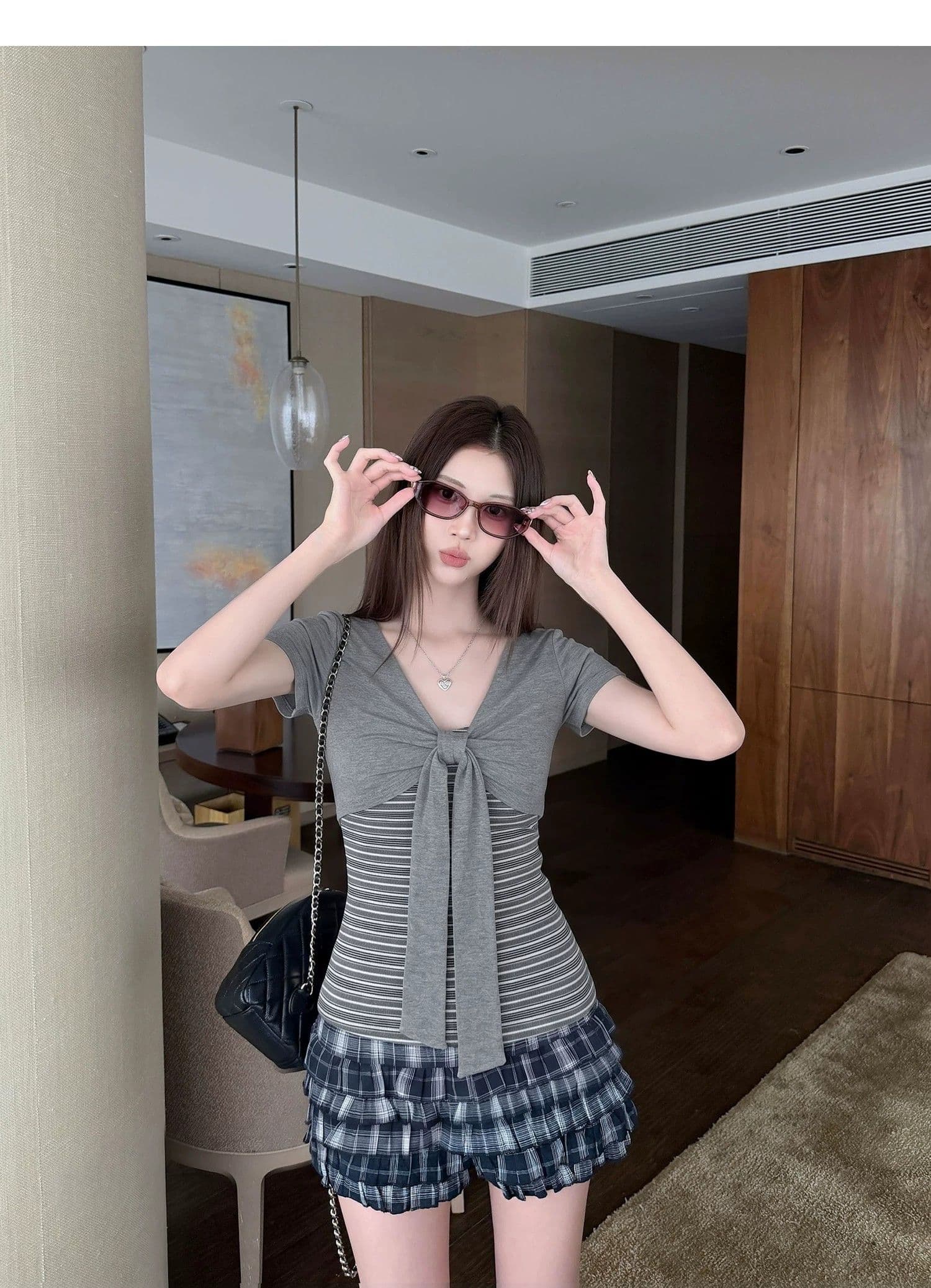 40 순면 한 부서 디자인 센스 여름 새로운 나비 매듭 페이크 레이어드 스트라이프 패치워크 반팔 티셔츠 맨위 여성 상세 이미지 3