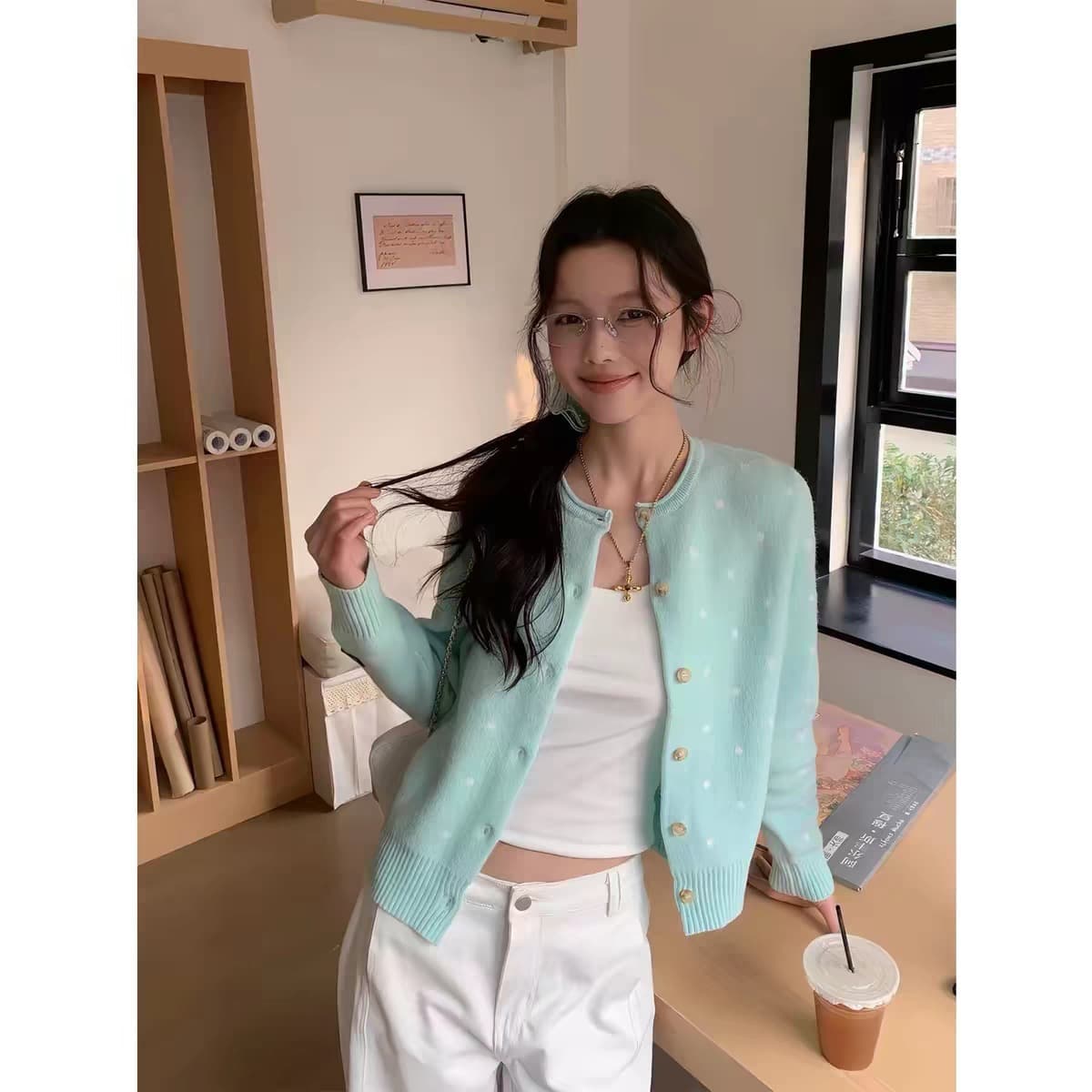 레트로 도트 무늬 자카드 스웨터 니트 오픈 가디건 여성 재킷 2026 봄 가을 느긋한 미니멀리즘 다용도 슬림해 보이는 맨위 이미지 2