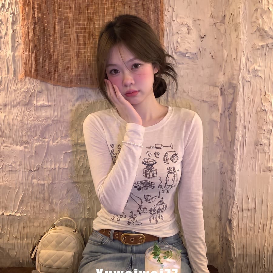 눈꽃 면 한 부서 레트로 수채화 낙서 프린트 긴팔 티셔츠 여성 얇은 스타일 몸매 가꾸기 슬림해 보이는 다용도 라운드 넥 맨위 이미지 5