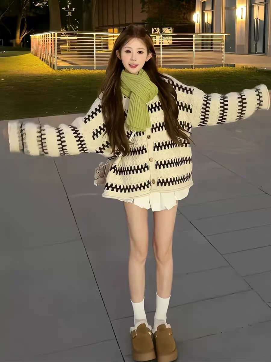 보존 섹션 추천 느긋한 바람 레트로 물결무늬 스트라이프 라운드 넥 스웨터 오픈 가디건 여성 겨울 루즈핏 니트 재킷 이미지 4