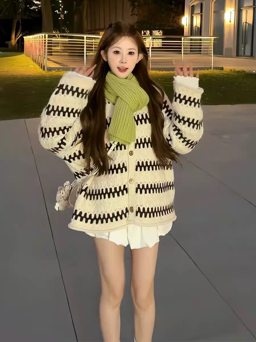 보존 섹션 추천 느긋한 바람 레트로 물결무늬 스트라이프 라운드 넥 스웨터 오픈 가디건 여성 겨울 루즈핏 니트 재킷 상세 이미지 7