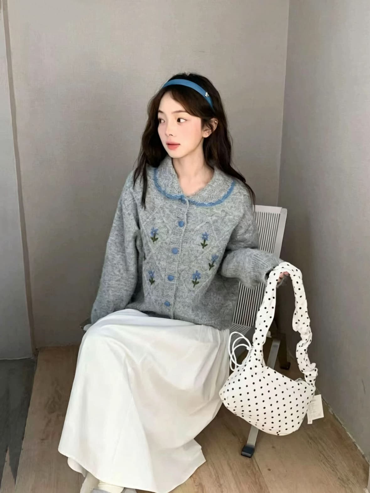 베이비 칼라 니트 오픈 가디건 겨울 의류 2026 새로운 가을 겨울철 한 부서 꽃 부드러운 찹쌀 느긋한 바람 스웨터 여성 코트 상세 이미지 5