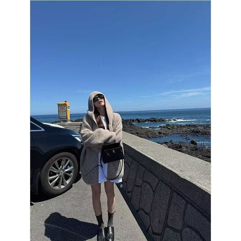 가을 겨울 루즈핏 새로운 오트밀 달콤한 차 플러시 플러시 따뜻한 센스 느긋한 부담하지 마세요. 센스 지퍼 후드 스웨터 카디건 코트 상세 이미지 9