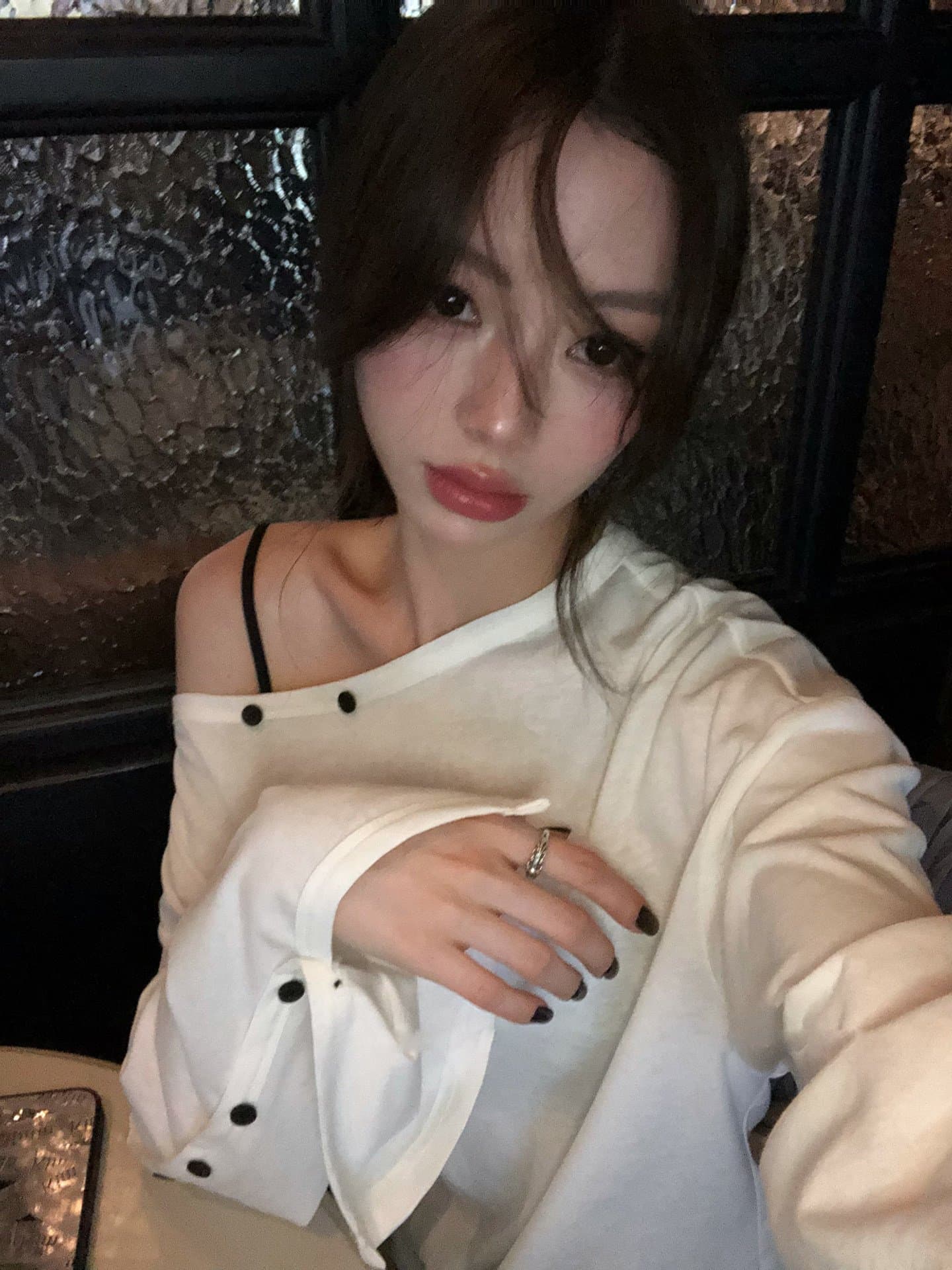 단추 오프숄더 티셔츠 여성 2026 이른 가을 얇은 스타일 작은 심장 기계 순수한 욕망 바람 긴팔 자외선 차단 비스듬한 어깨 작은 셔츠 상세 이미지 3