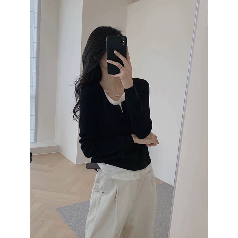 높은 품질 원단 검정색 페이크 레이어드 V넥 인사이드 가져 가라. 가을 몸매 가꾸기 슬림해 보이는 기본 셔츠 긴팔 맨위 이미지 3