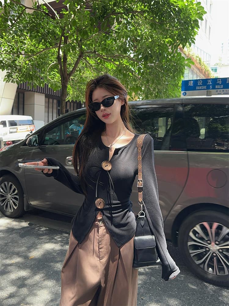 원본 원단 품질 V넥 긴팔 티셔츠 맨위 이른 가을 새로운 레트로 단추 레이스업 작은 셔츠 상세 이미지 6
