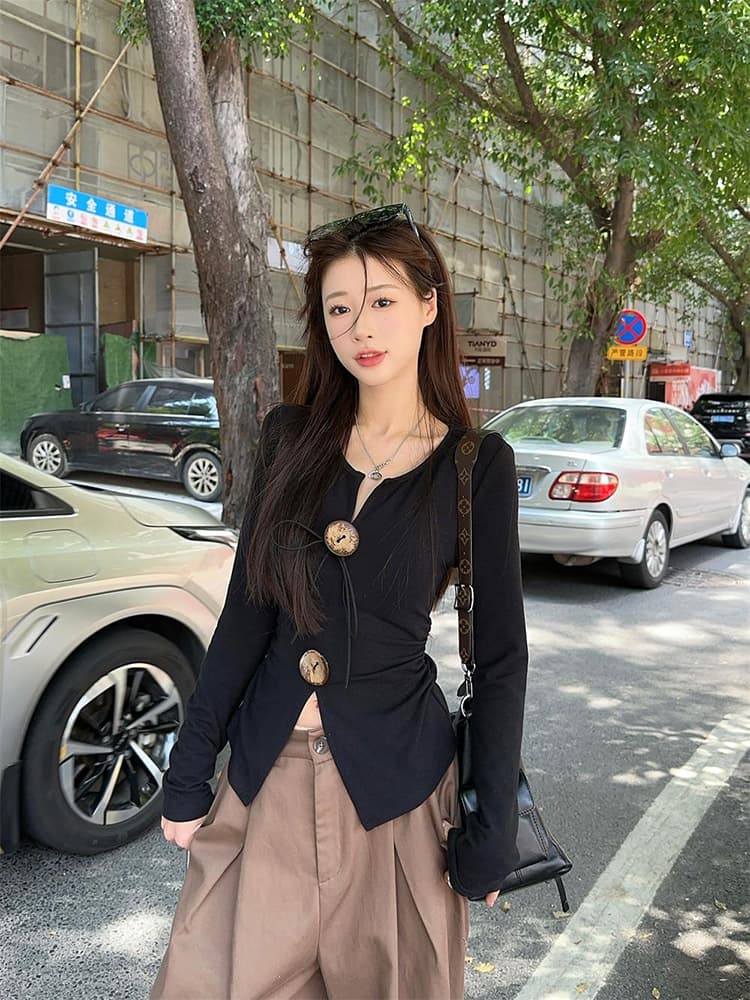 원본 원단 품질 V넥 긴팔 티셔츠 맨위 이른 가을 새로운 레트로 단추 레이스업 작은 셔츠 상세 이미지 9