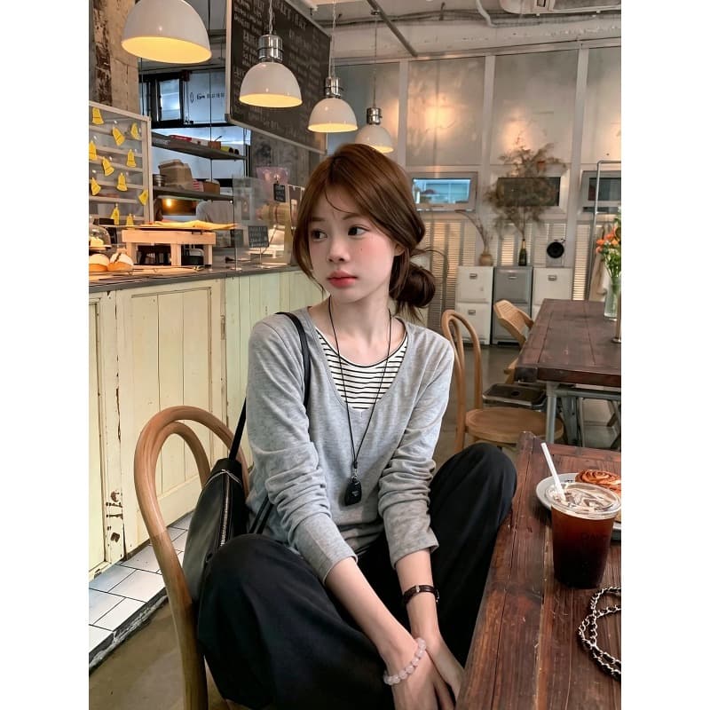 원본 품질 눈꽃 면 스트라이프 페이크 레이어드 긴팔 티셔츠 가을 빅 사이즈 루즈핏 느긋한 바람 블라우스 맨위 상세 이미지 8