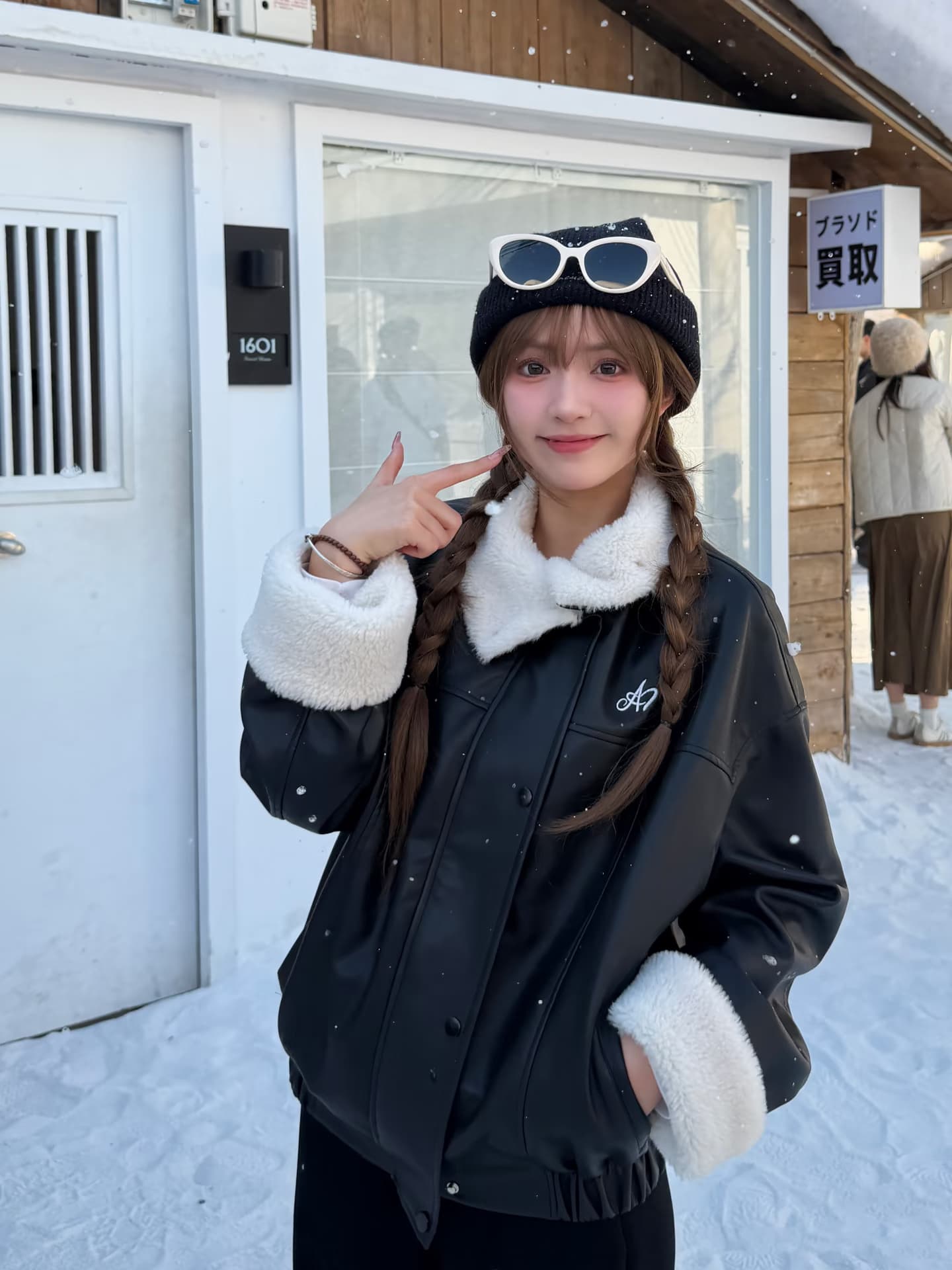 고급 센스 레트로 pu 피모 하나 모방 양털 여성 코트 겨울 새로운 루즈핏 털이 있고 두꺼운 옷 상세 이미지 14