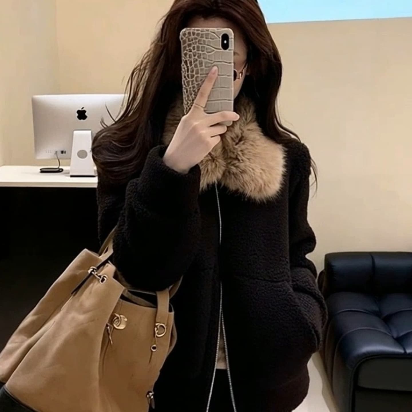 두꺼운 500 그램 양털 플리스 복합 스웨이드 큰 모피 칼라 하나 한 부서 고급 센스 검정색 모피 칼라 지퍼 재킷
