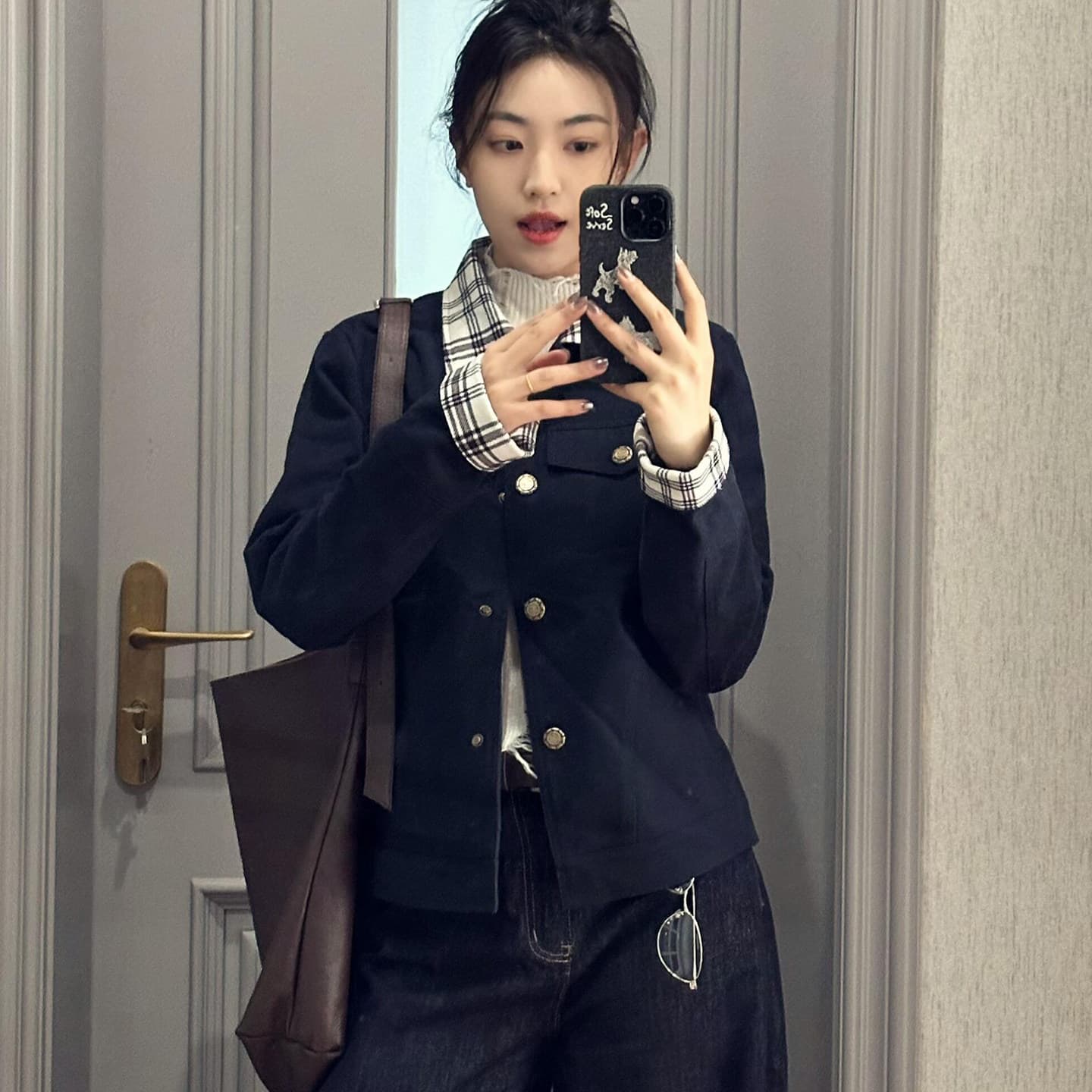 체크무늬 긴팔 여성 코트 새로운 가을 디자인 센스 캐주얼 지방 mm 슬림해 보이는 다용도 재킷 맨위 이미지 3