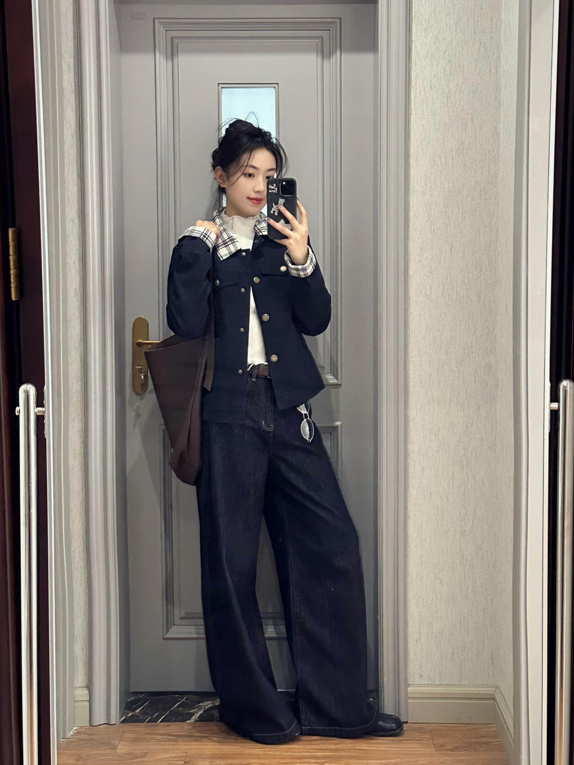 체크무늬 긴팔 여성 코트 새로운 가을 디자인 센스 캐주얼 지방 mm 슬림해 보이는 다용도 재킷 맨위 상세 이미지 6