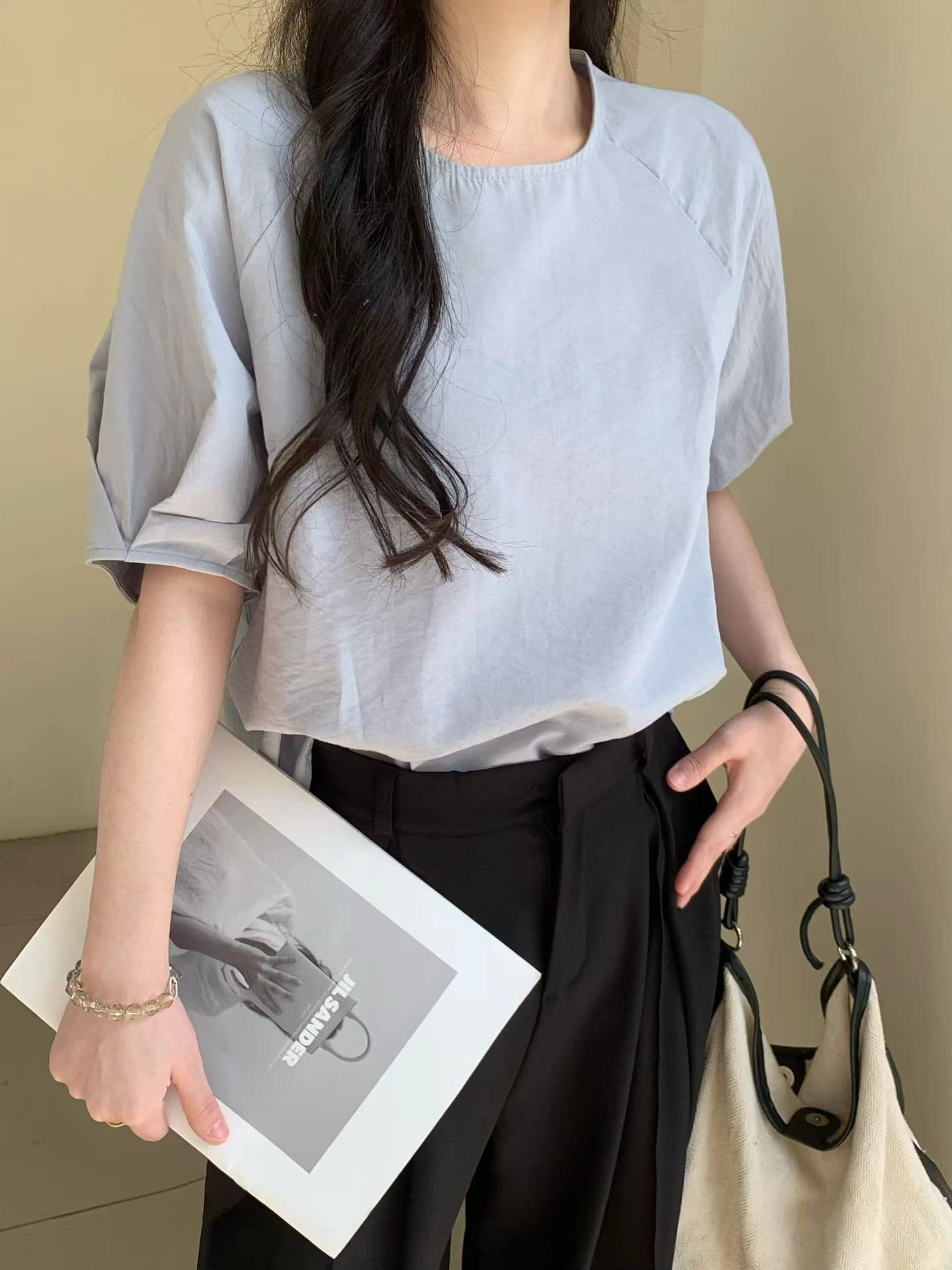캐주얼 다용도 라운드 넥 풀오버 맨위 상세 이미지 1