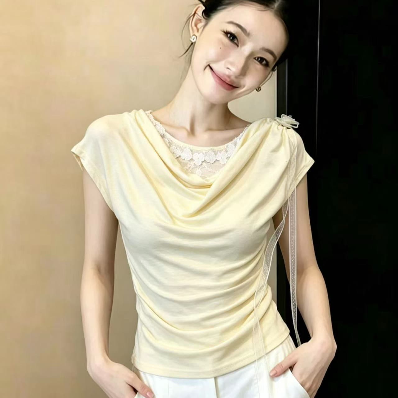 레이스 조각 페이크 레이어드 흔들다 칼라 오프숄더 반팔 티셔츠 여성 여름 새로운 주름 슬림해 보이는 맨위 chic