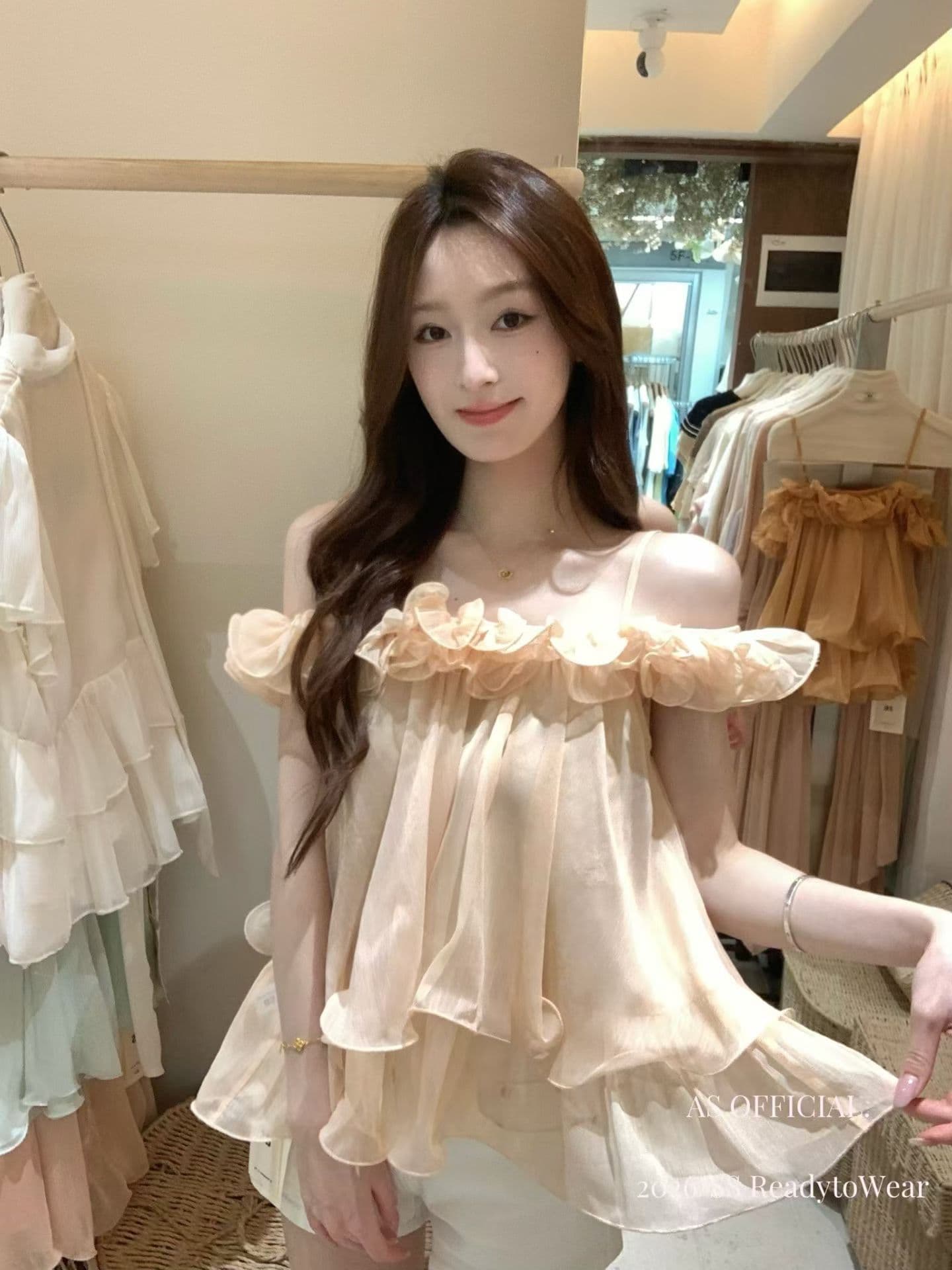 프랑스식 프릴 비스듬한 어깨 조끼 여성 여름 휴가 바람 레이스 슬립 맨위 몸매 가꾸기 슬림해 보이는 패션 연령 감소 작은 셔츠 상세 이미지 9