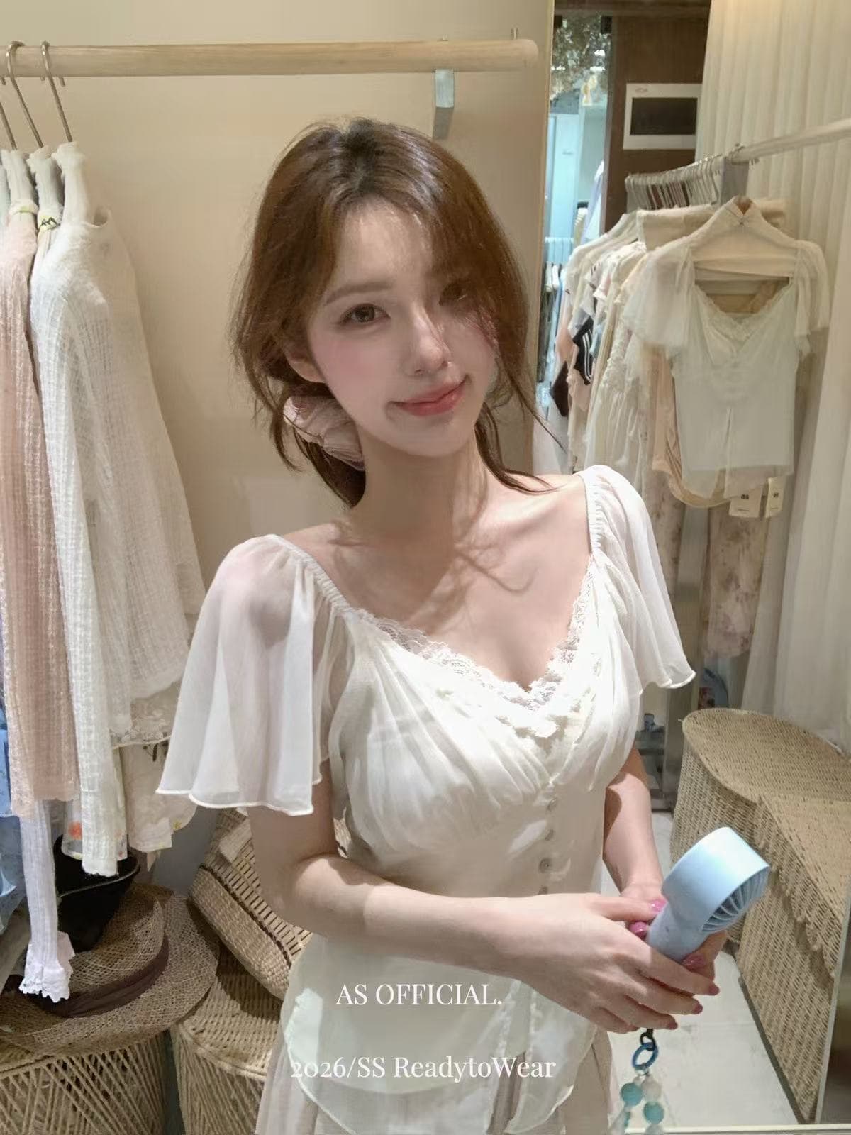 프랑스식 낭만주의 바람 레이스 측면 페이크 레이어드 V넥 반팔 시폰 셔츠 여성 여름 화이트 몸매 가꾸기 레이스 쉬폰 작은 셔츠 이미지 3