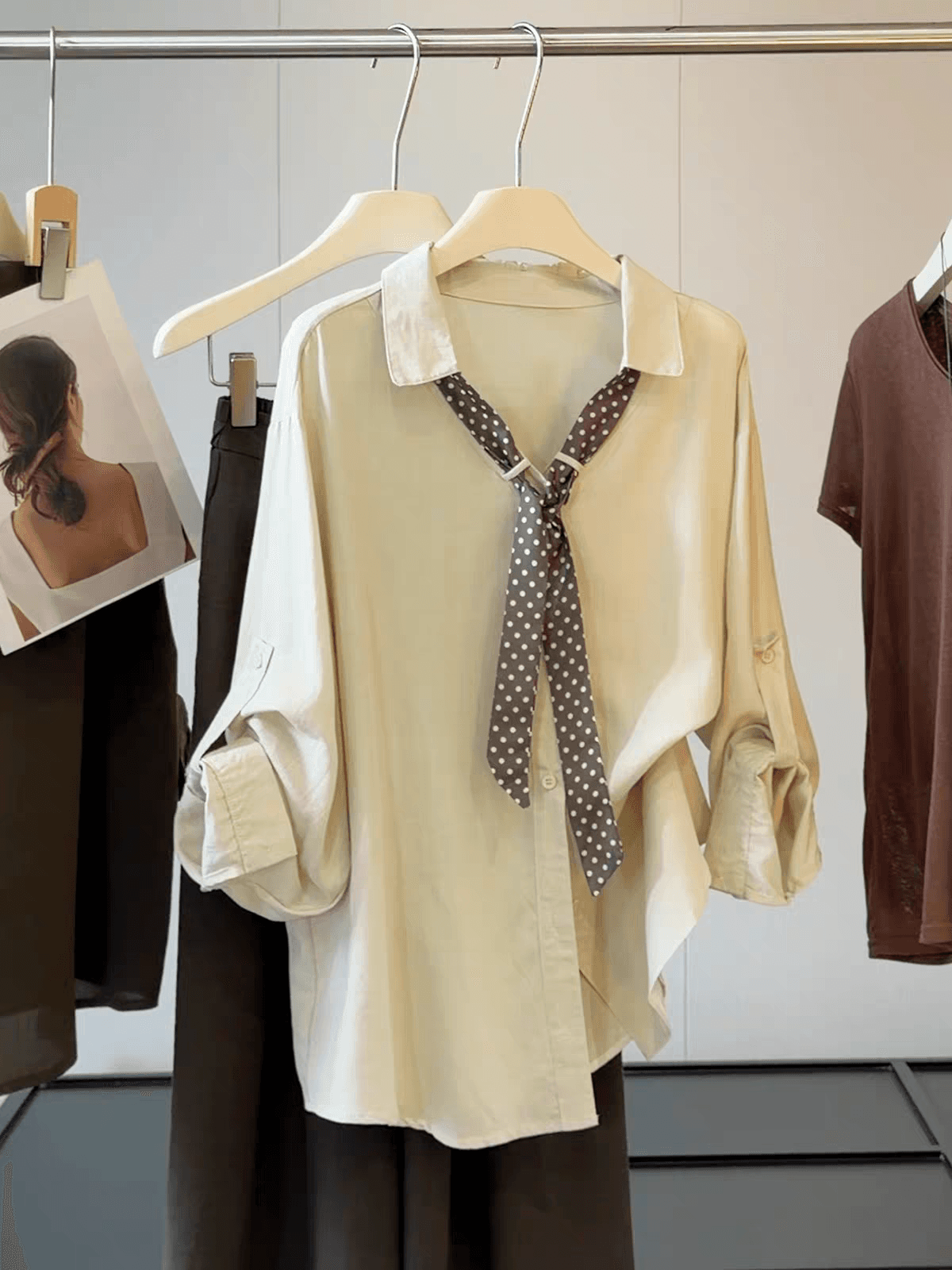 고급 이른 가을 새로운 도트 무늬 리본 POLO 칼라 주간 실크 면 린넨 여성 셔츠 품격 캐주얼 다용도 긴팔 셔츠 상세 이미지 1