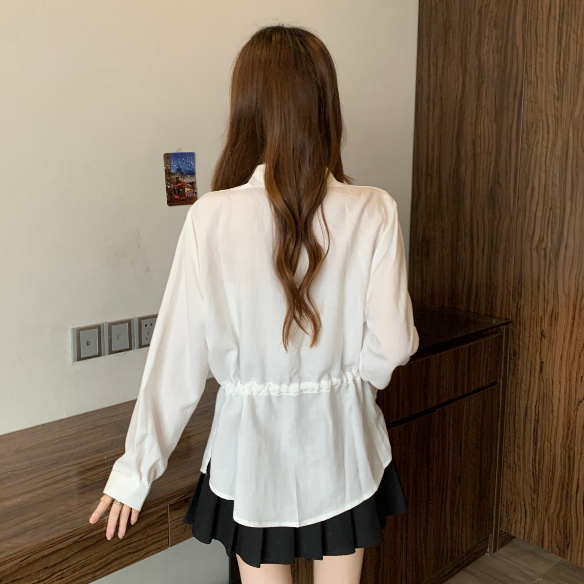 빅 사이즈 여성 의류 레트로 고급 센스 POLO 칼라 긴팔 여성 셔츠 지방 mm 허리 수축 슬림해 보이는 표지 배 레이스업 맨위 상세 이미지 8