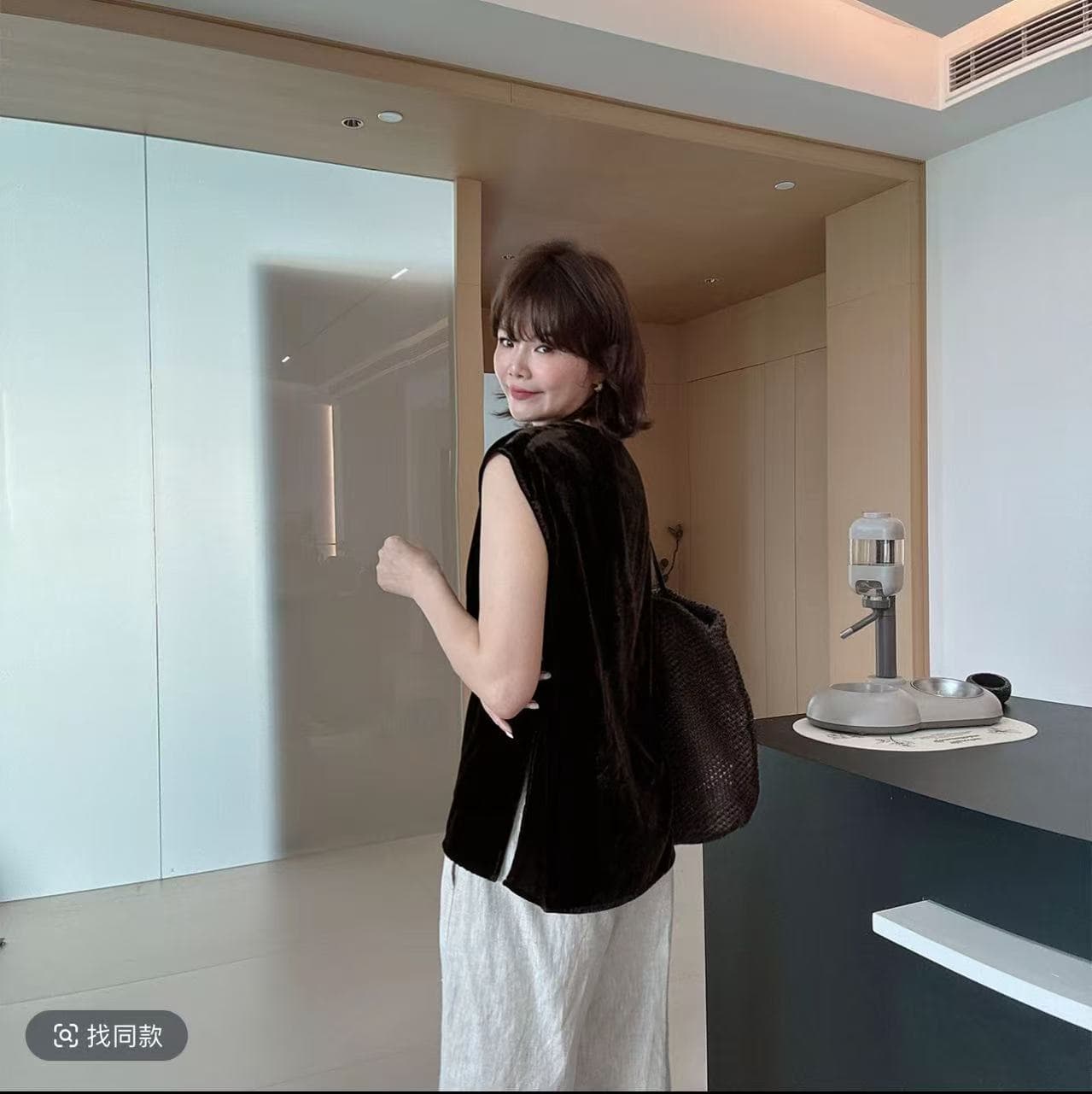 여름 V넥 측면 트임 익스트림 제인 조용한 럭셔리 바람 다용도 민소매 슬림해 보이는 다용도 조끼 상세 이미지 3