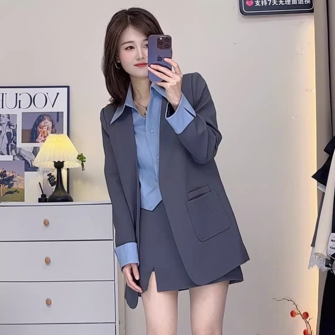 페이크 레이어드 정장 V넥 긴팔 2026 가을 여성 의류 새로운 패션 슬림해 보이는 캐주얼 투피스 세트