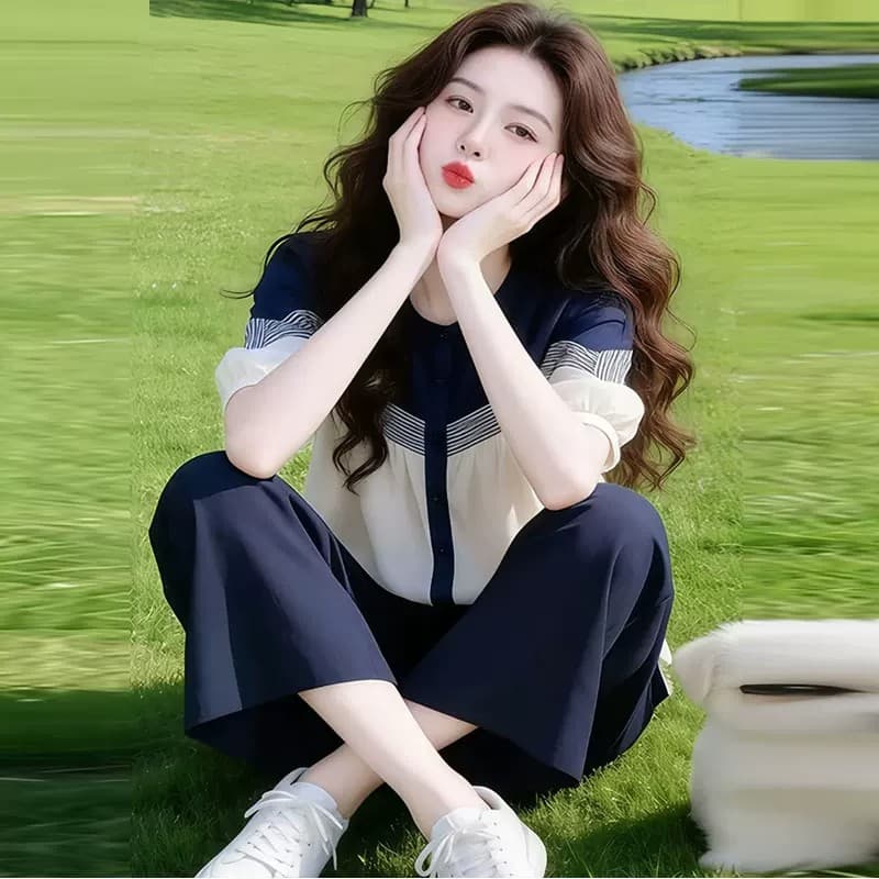 패션 세트 여성 2026 여름 새로운 세련된 외국 가스 표지 배 슬림해 보이는 루즈핏 셔츠 와이드 레그 팬츠 투피스 세트 이미지 3