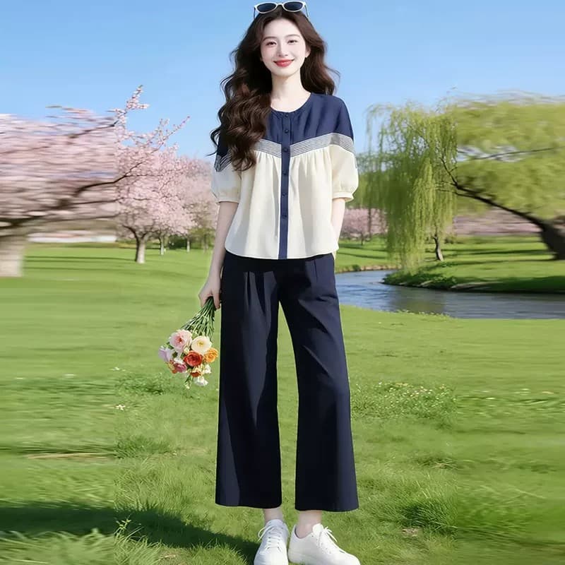 패션 세트 여성 2026 여름 새로운 세련된 외국 가스 표지 배 슬림해 보이는 루즈핏 셔츠 와이드 레그 팬츠 투피스 세트 이미지 2