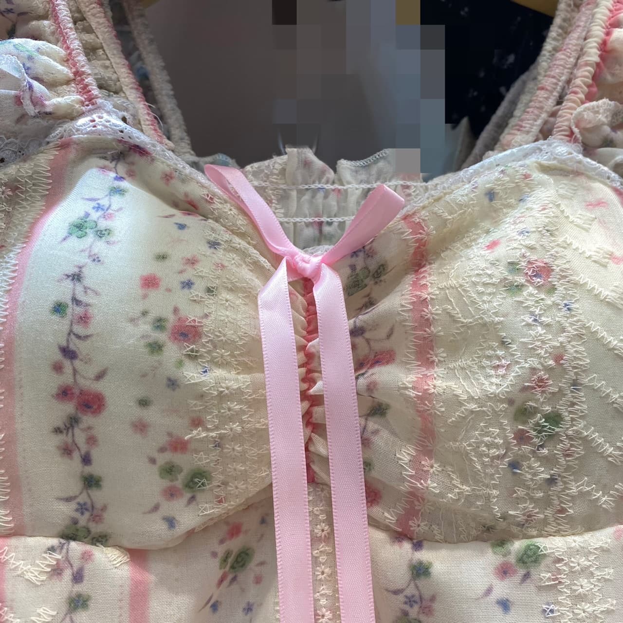 주문 재고 있음 순수한 욕망 바람 달콤한 핫걸 조끼 슬립 품격 맨위 디자인 센스 작은 대중 작은 날다 소매 꽃무늬 작은 셔츠 상세 이미지 6