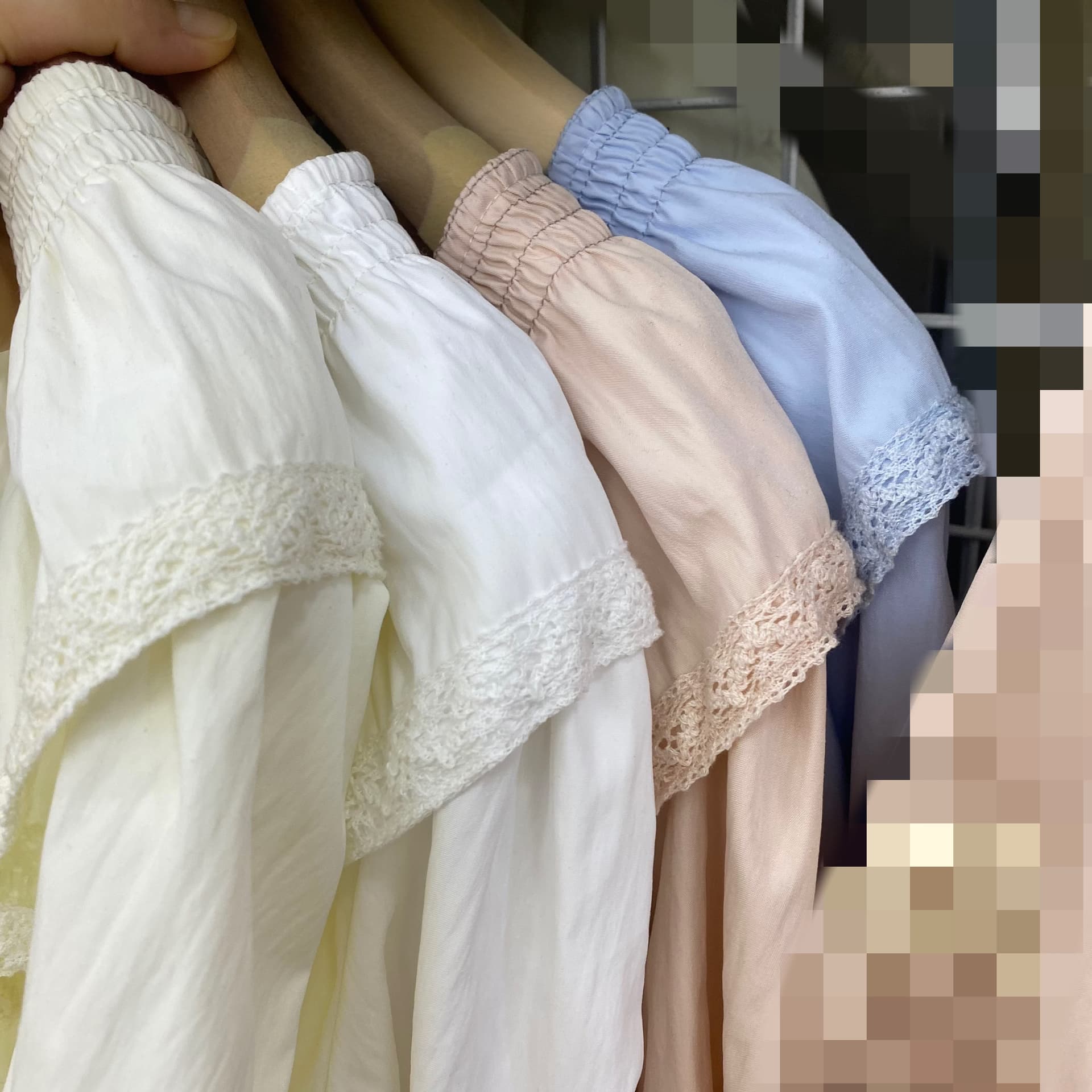 주문 재고 있음 프랑스식 프릴 V넥 반팔 셔츠 여름 새로운 한국 동대문 슈퍼 잘 생긴 쉬폰 톱 상세 이미지 2