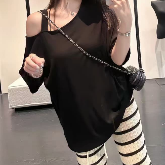 주문 재고 있음 불규칙 비스듬한 어깨 반팔 티셔츠 여성 여름 느긋한 바람 루즈핏 슬림해 보이는 다용도 풀오버 만나는 맨위 이미지 3