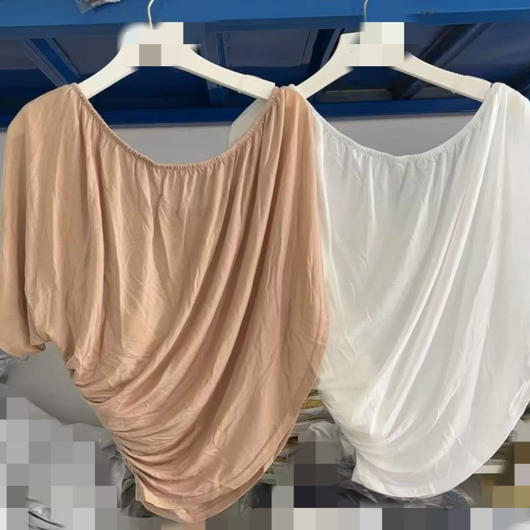 재고 있음 페이크 레이어드 비스듬한 어깨 펌프 Pleat 반팔 티셔츠 여성 여름 디자인 센스 몸매 가꾸기 품격 오프숄더 맨위 이미지 5
