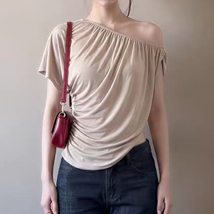 재고 있음 페이크 레이어드 비스듬한 어깨 펌프 Pleat 반팔 티셔츠 여성 여름 디자인 센스 몸매 가꾸기 품격 오프숄더 맨위 상세 이미지 2