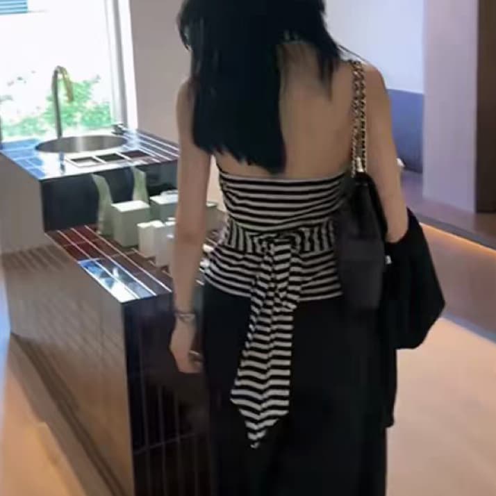 재고 있음 스트라이프 배색 행침 목 백리스 스트랩 허리 수축 캐미솔 인사이드 가져 가라. 몸매 가꾸기 민소매 외출용 핫걸 맨위 상세 이미지 6