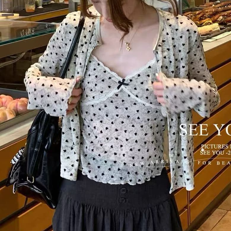 재고 있음 회색 도트 무늬 하트 투피스 세트 순수한 욕망 바람 홀치기 염색 프린트 식물 플러시 레이스 슬립 반팔 자외선 차단 오픈 가디건 상세 이미지 3