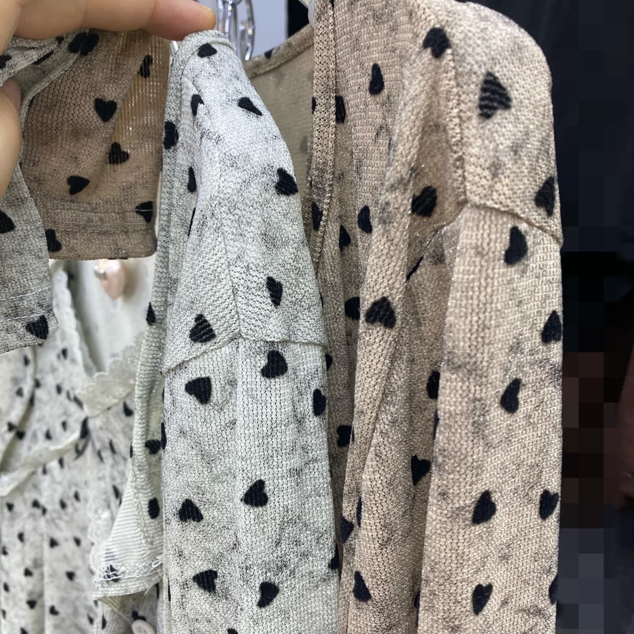 재고 있음 한 부서 레이스 조각 도트 무늬 하트 긴팔 티셔츠 순수한 욕망 섹시함 몸매 가꾸기 슬림해 보이는 투피스 세트 맨위 상세 이미지 1