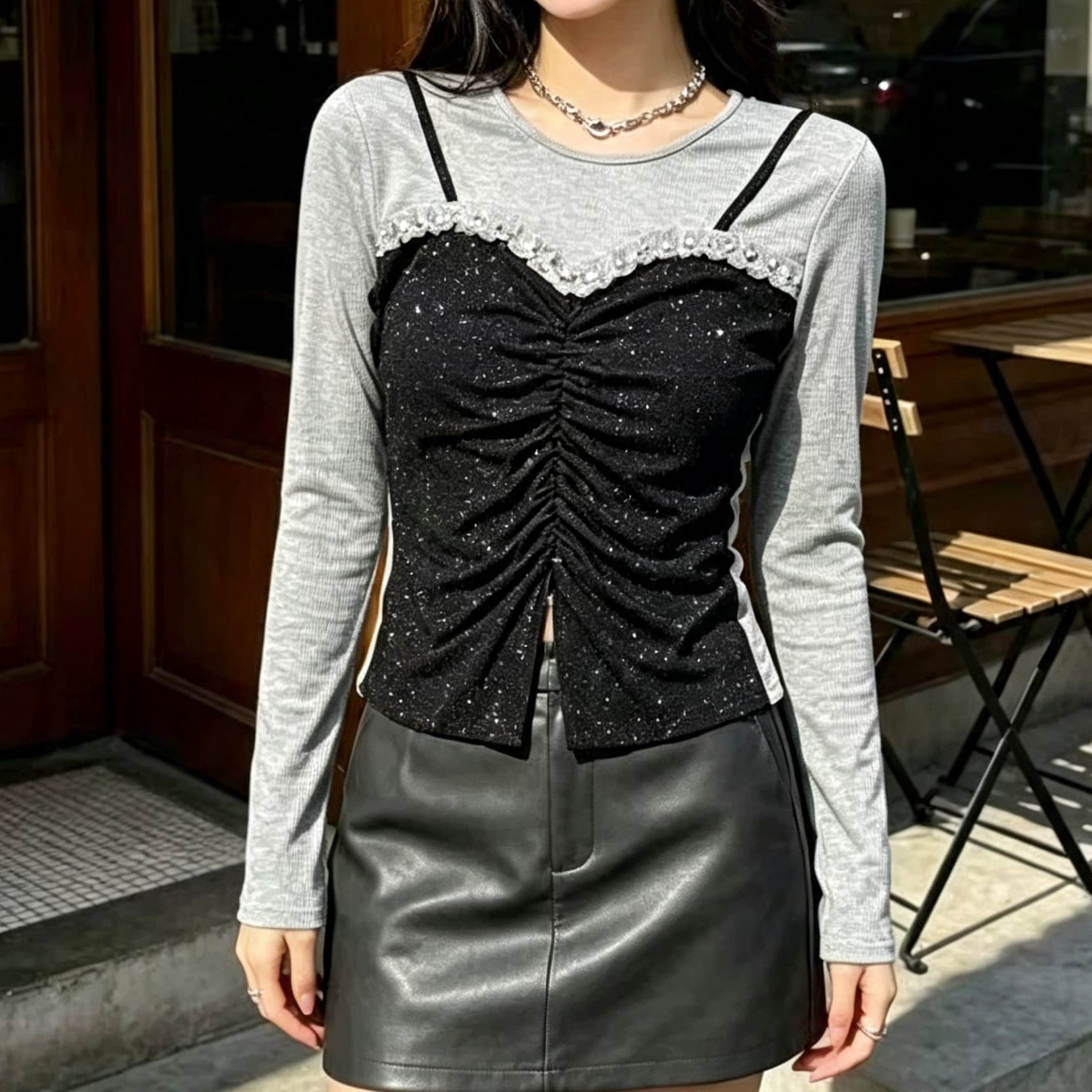 재고 있음 한국 스타일 미니멀리즘 다용도 페이크 레이어드 주름 패치워크 레이스 레이스 긴팔 티셔츠 작은 대중 디자인 센스 맨위 이미지 3
