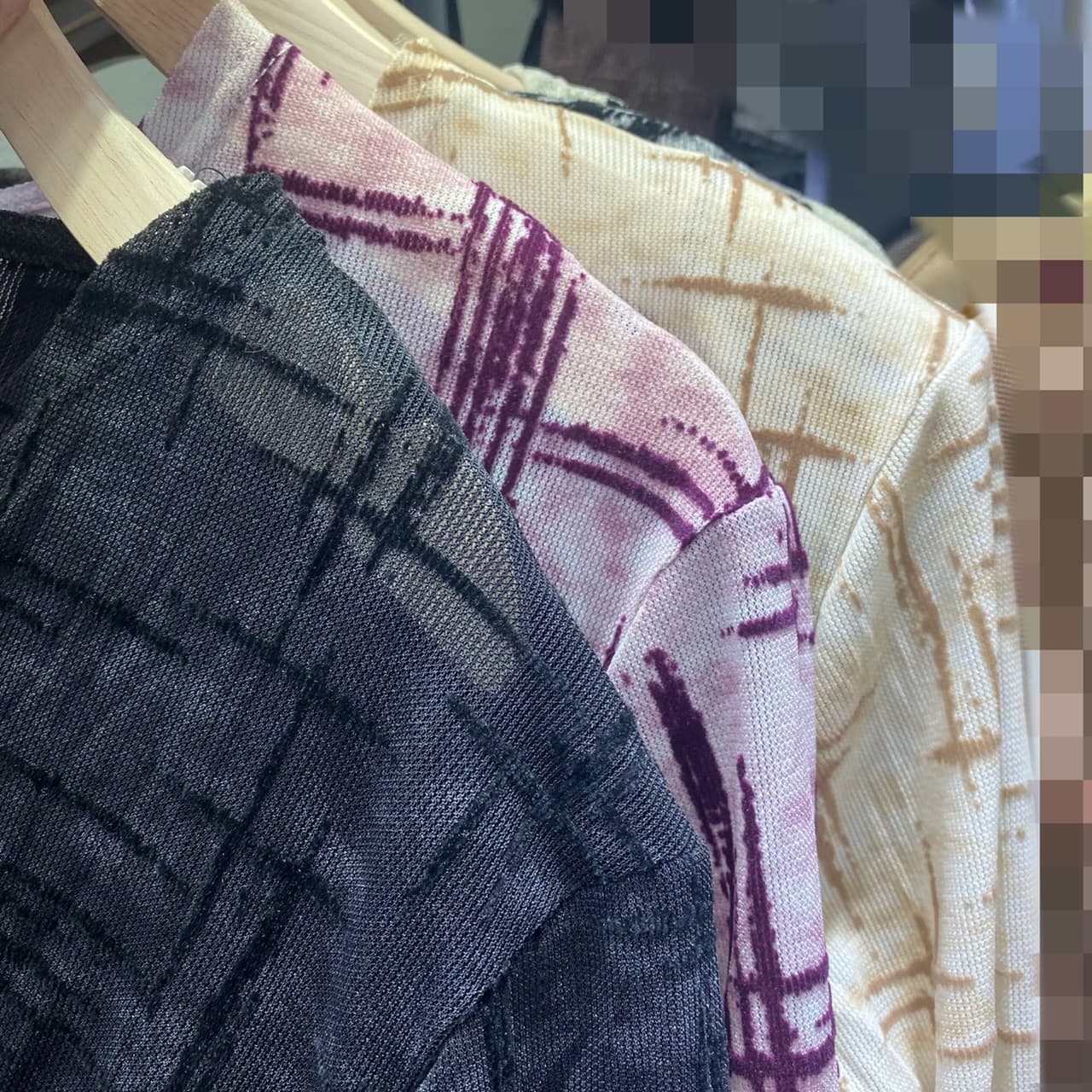재고 있음 패션 V넥 측면 주름 장식 불규칙 허리 수축 긴팔 봄 가을 새로운 고급 센스 프랑스식 품격 맨위 여성 상세 이미지 1