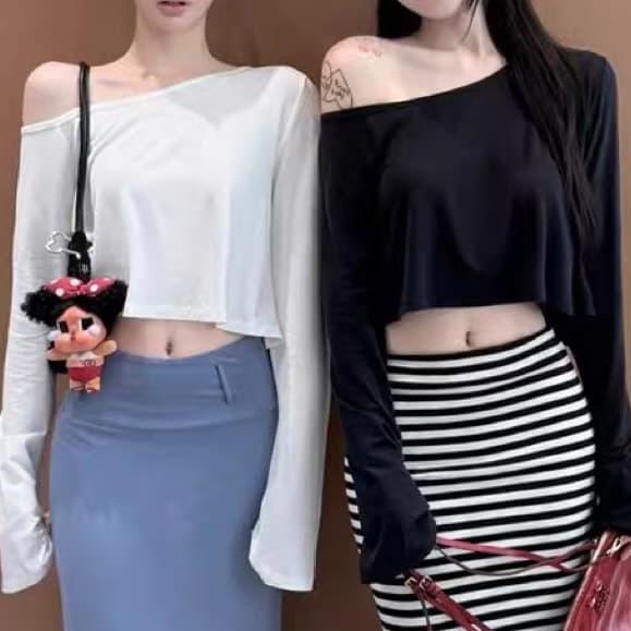 재고 있음 익스트림 제인 바람 단색 기초 비스듬한 어깨 긴팔 티셔츠 봄 가을 새로운 루즈핏 디자인 센스 슬림해 보이는 오프숄더 맨위 상세 이미지 2