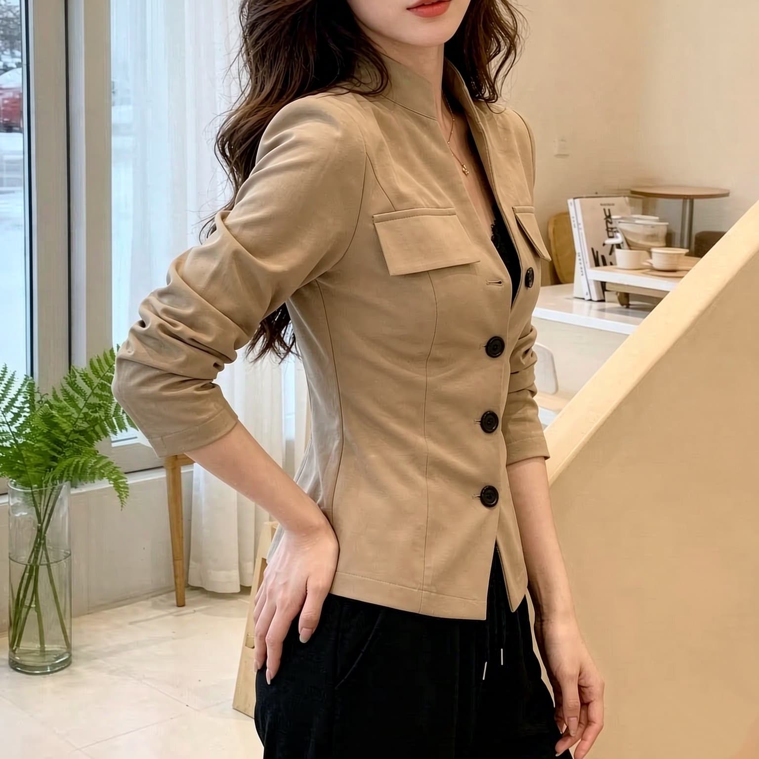 재고 있음 패션 품격 스탠드 칼라 쇼트 스타일 재킷 가을 작은 키 배색 단추 허리 수축 몸매 가꾸기 맨위 신축성 셔츠 이미지 2