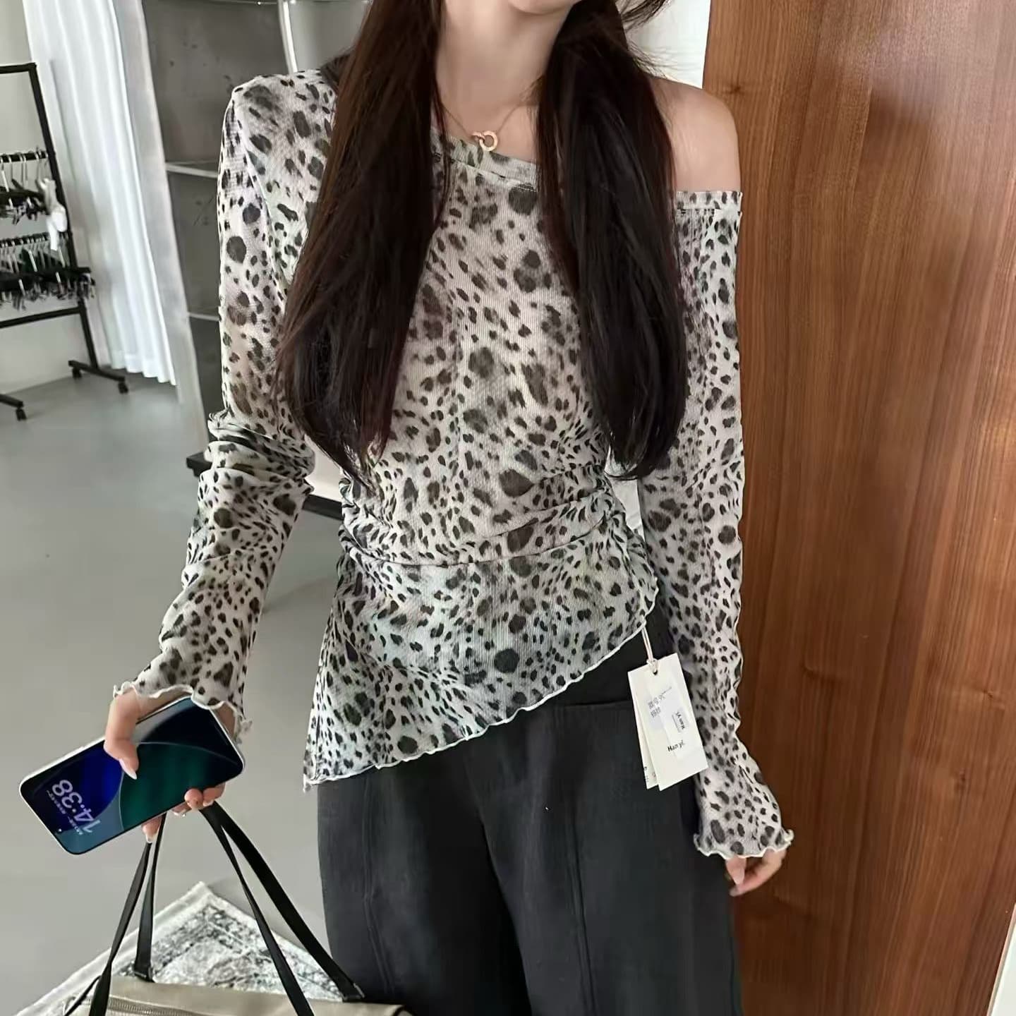 재고 있음 아메리칸 레트로 레오파드 무늬 긴팔 티셔츠 여성 이른 가을 새로운 고유 한 Chic 고급 센스 품격 튀김 거리 의류 이미지 3