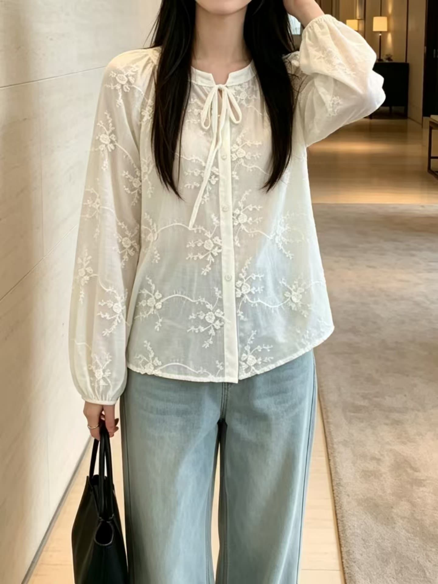 실사 프랑스식 달콤함 자수 나비 넥타이 레이스 셔츠 여성 가을 부드러운 바람 품격 루즈핏 슬림해 보이는 맨위 상세 이미지 4