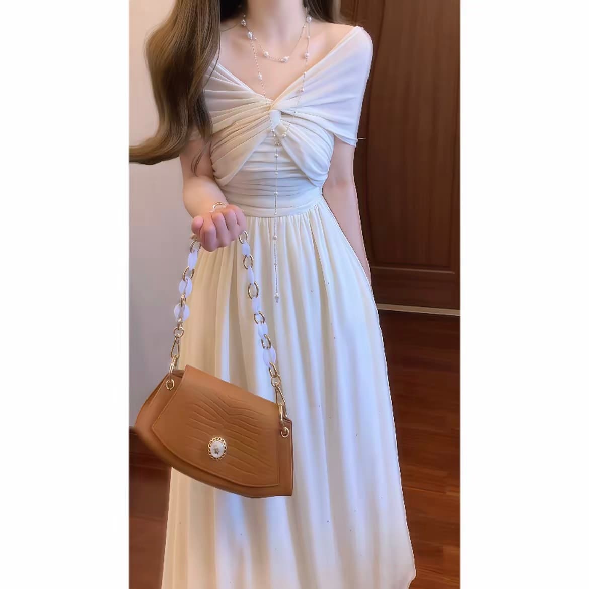 실사 오스트리아 지에 탑 레트로 한 단어 오프숄더 품격 신축성 예복 치마 여성 여름 화이트 우아함 고급 센스 드레스 이미지 2