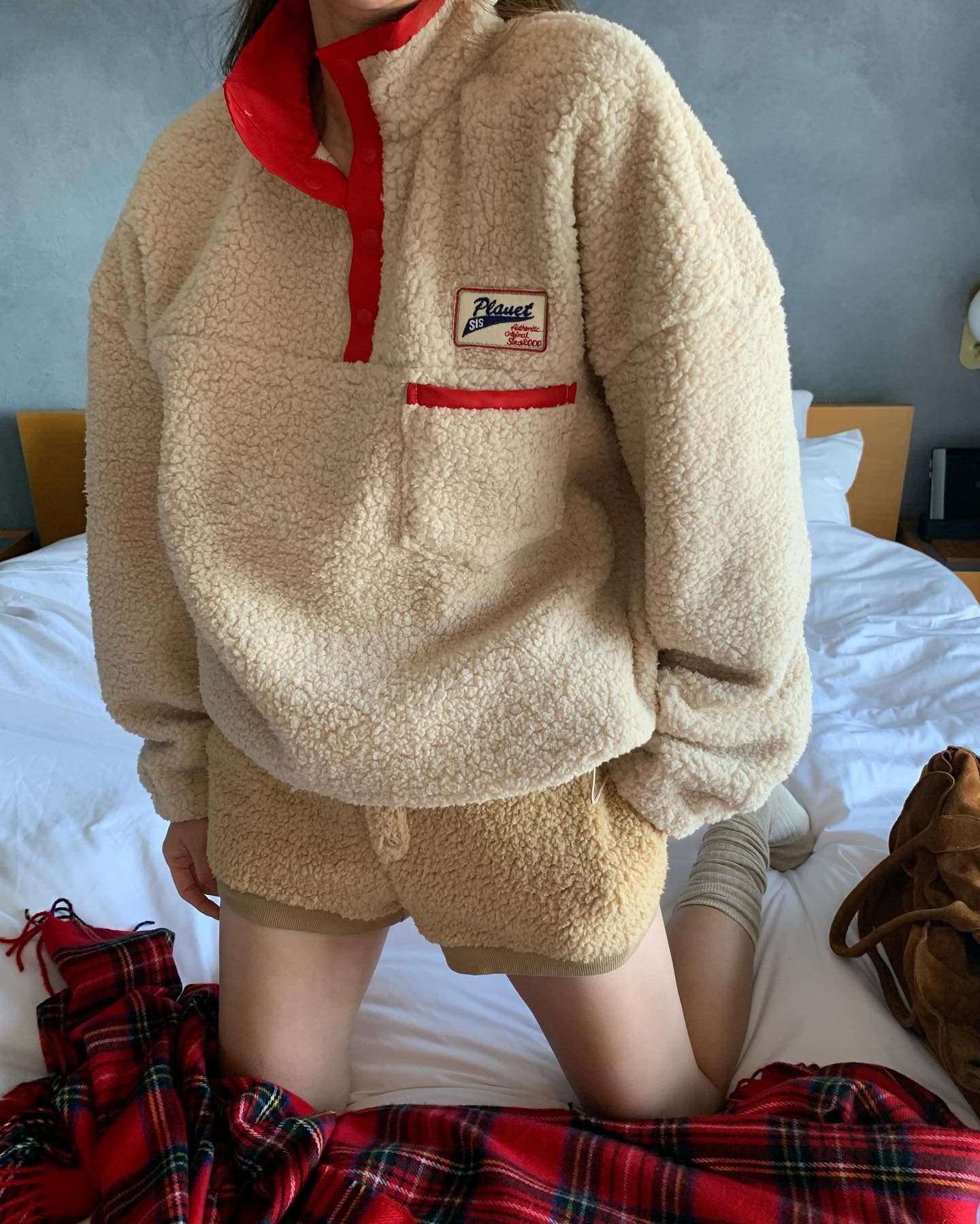 있음 선적 한 부서 ins 두꺼운 다용도 양털 루즈핏 느긋한 다용도 패션 플리스 플러시 후드티 상세 이미지 2