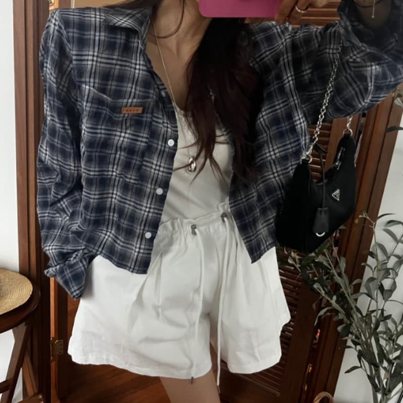 재고 있음 새로운 외국 가스 쇼트 스타일 뒤에 트임 스트랩 격자 무늬 셔츠 상세 이미지 30