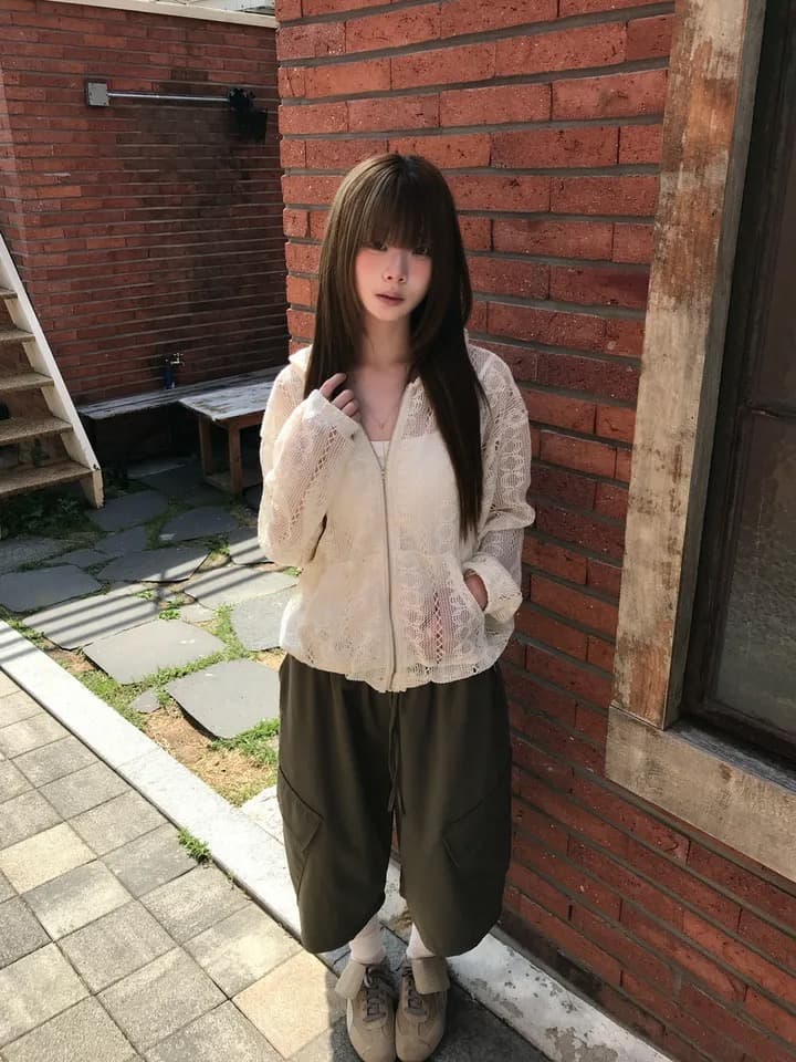 재고 있음 새로운 작은 대중 연령 감소 홀로우 아웃 자카드 펌프 로프 후드 레이스 재킷 상세 이미지 14