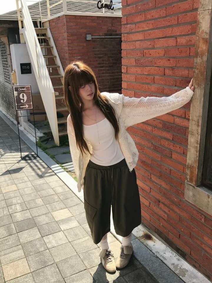재고 있음 새로운 작은 대중 연령 감소 홀로우 아웃 자카드 펌프 로프 후드 레이스 재킷 상세 이미지 17