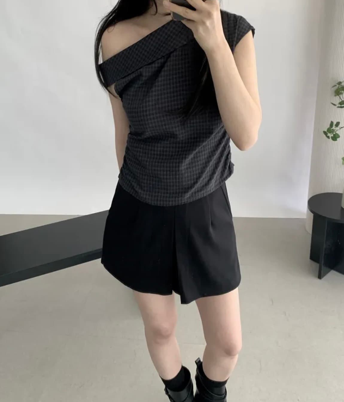 한국 스타일 chic 여름 비스듬한 칼라 오프숄더 격자 무늬 셔츠 디자인 센스 작은 대중 주름 허리 수축 오프숄더 쇼트 스타일 맨위 상세 이미지 1