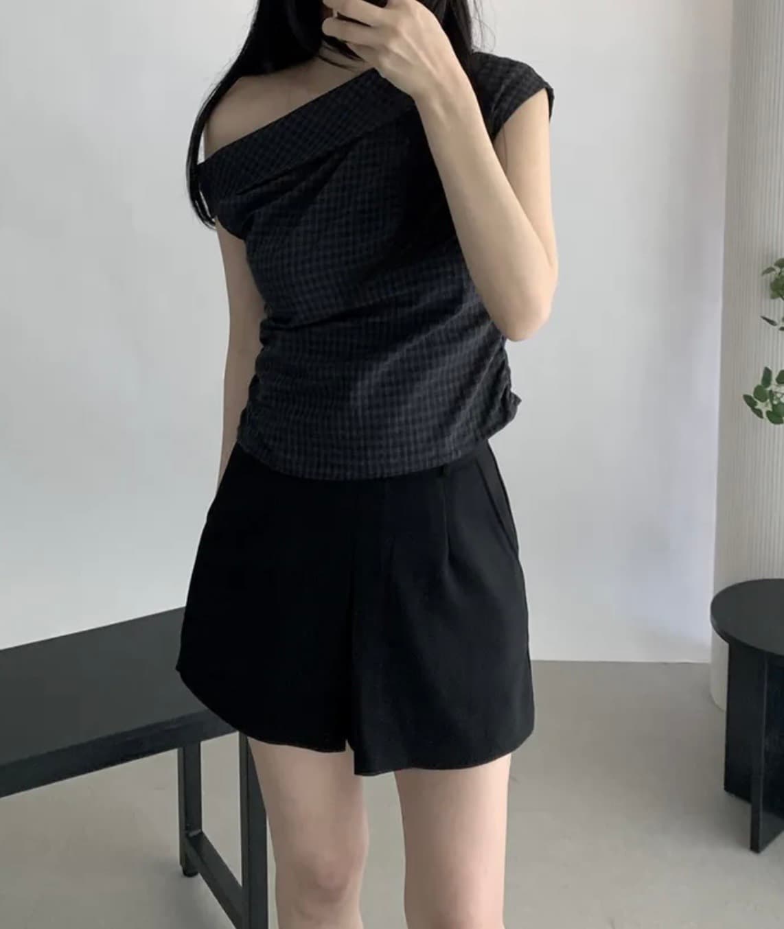 한국 스타일 chic 여름 비스듬한 칼라 오프숄더 격자 무늬 셔츠 디자인 센스 작은 대중 주름 허리 수축 오프숄더 쇼트 스타일 맨위 상세 이미지 2