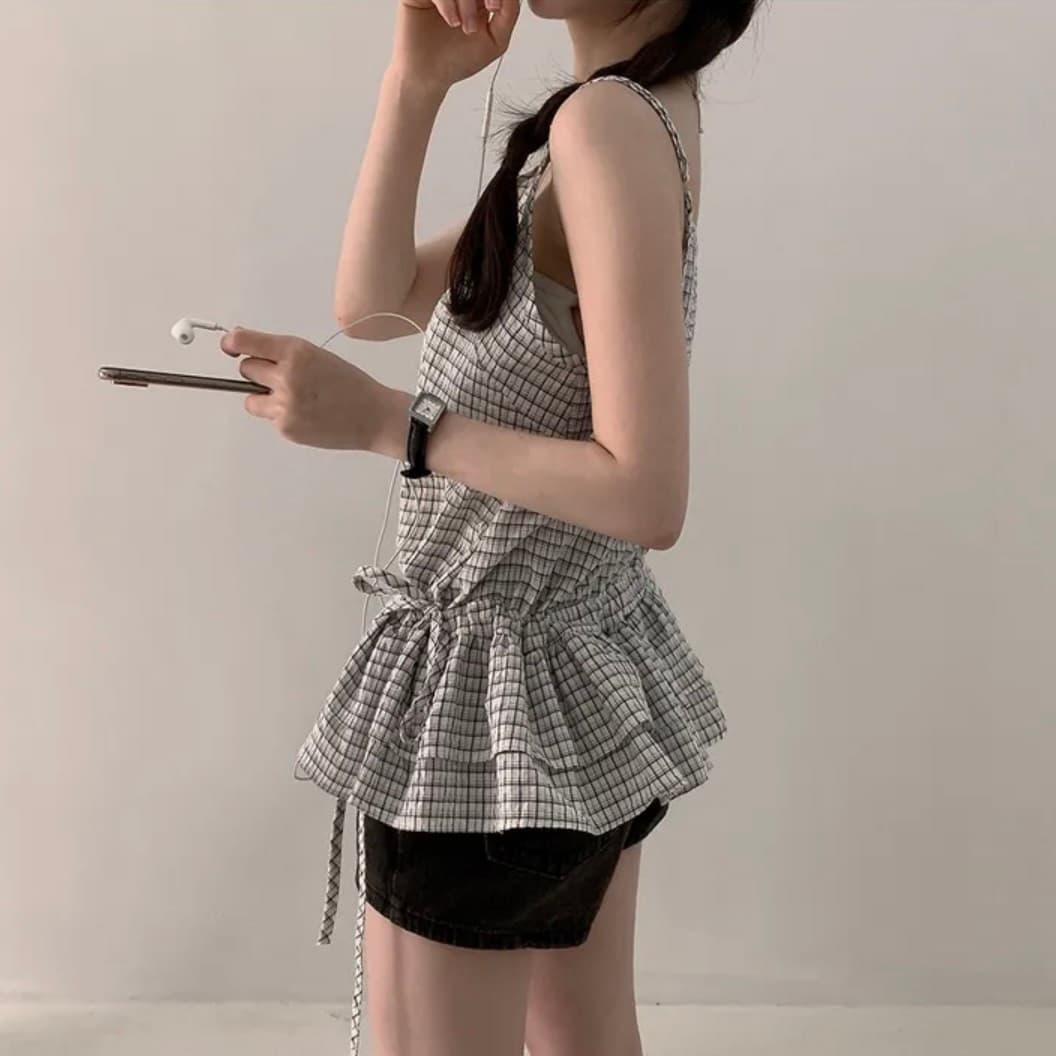 재고 있음 한국 chic 프릴 펌프 로프 스트랩 작은 체크무늬 캐미솔 상세 이미지 14